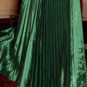 All the Shine Pleated Midi Skirt in Emerald green